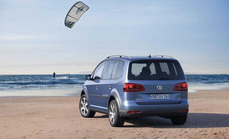  Volkswagen CrossTouran 2010 года  (фото 17 из 26)